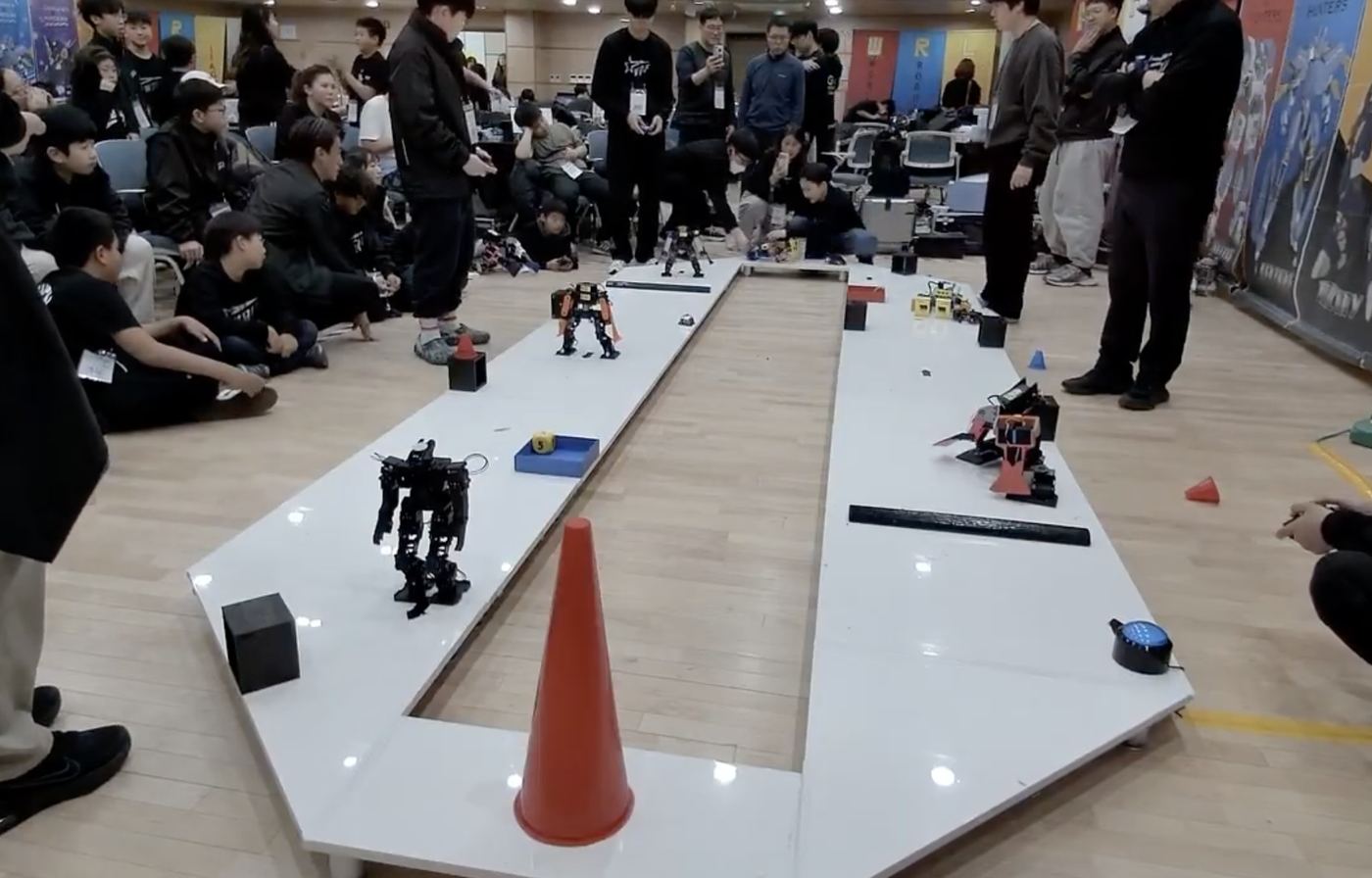 Humanoid Relay — Official Rules